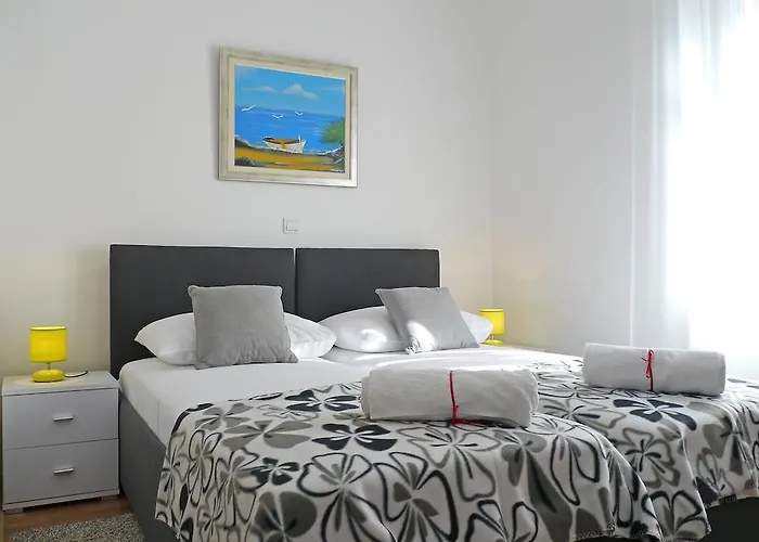 Πανσιόν A&m And 3*